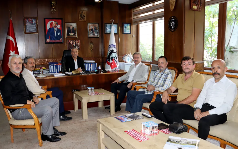 MHP’DEN DEMİR’E ZİYARET